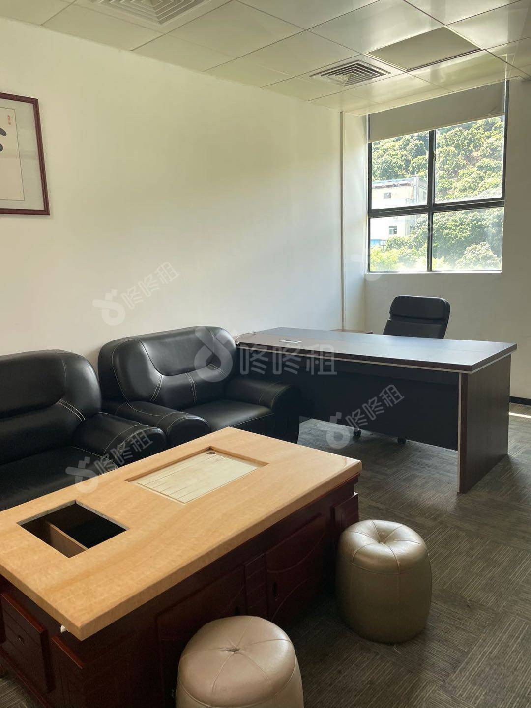 大学城创客小镇_192平_精装_办公室隔间