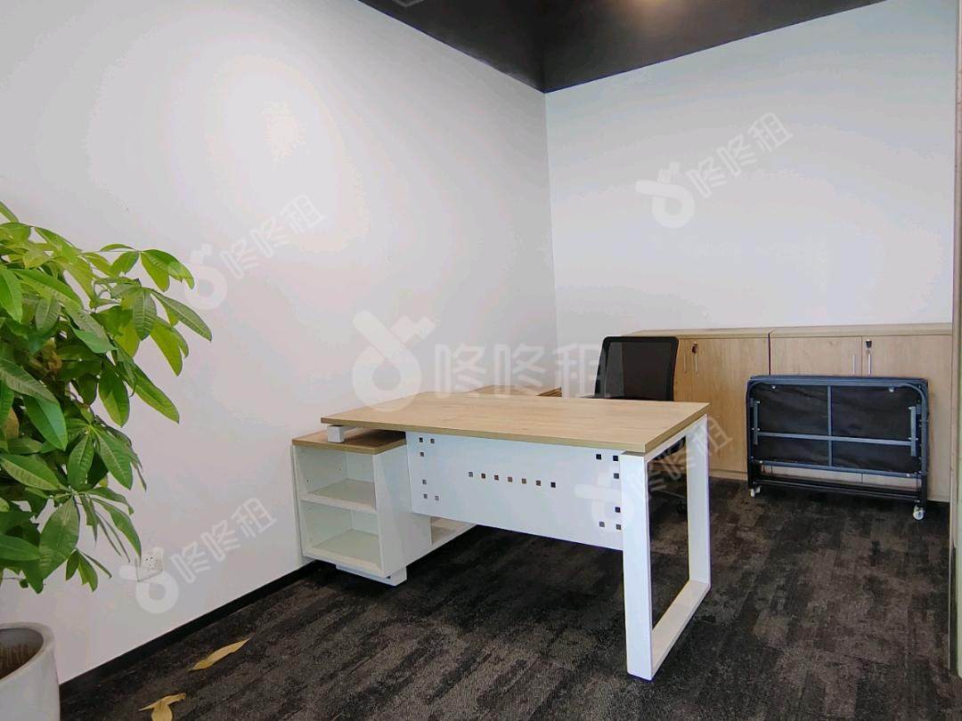 深圳湾科技生态园_557平_精装_办公室隔间