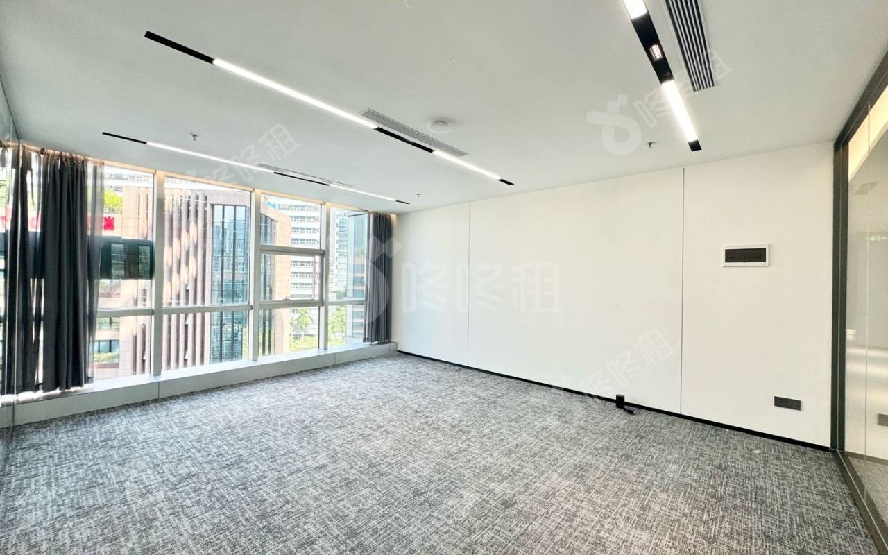 方大大厦_150平_定制装修_办公室开间