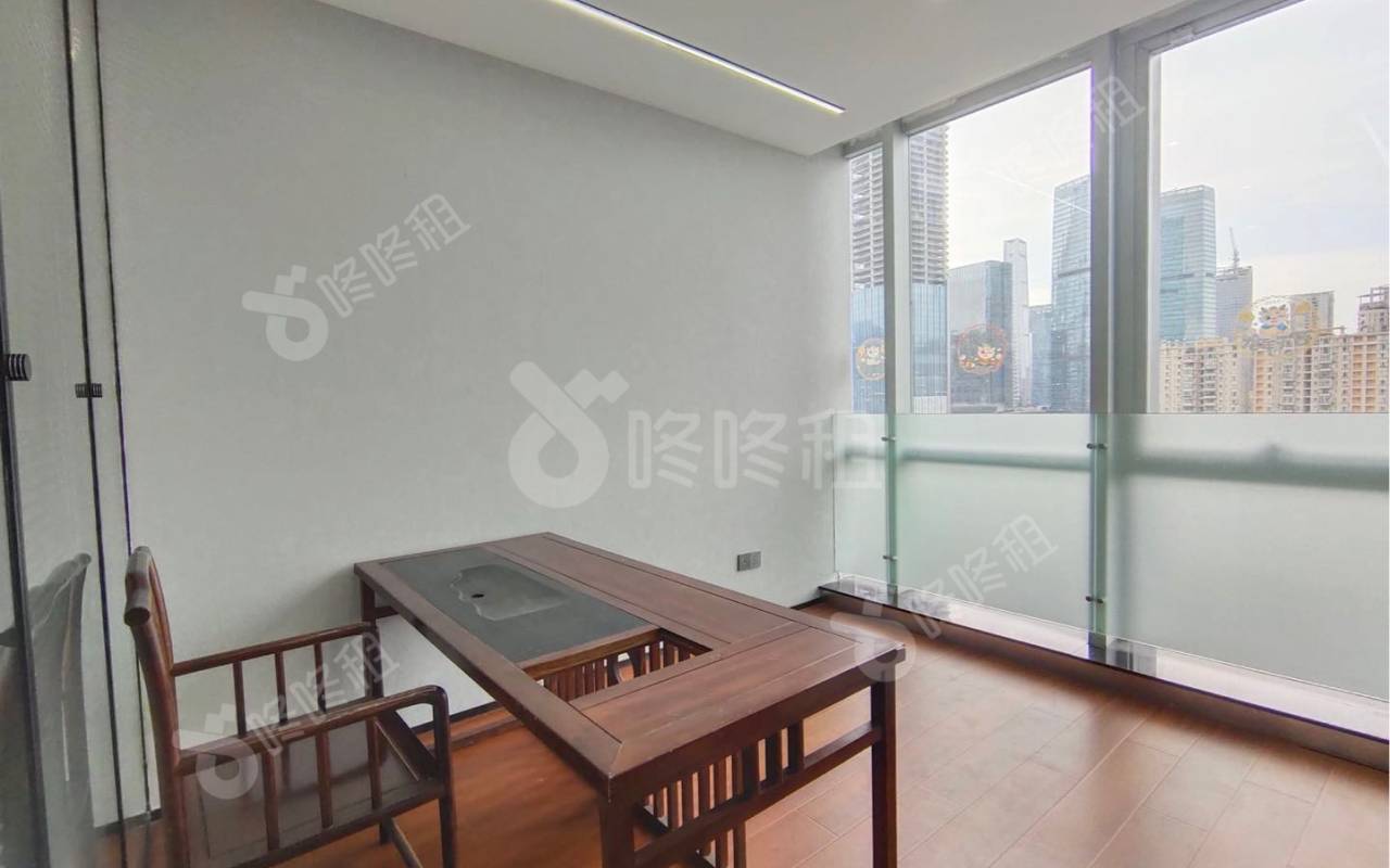 海岸城大厦_148平_精装_办公室隔间