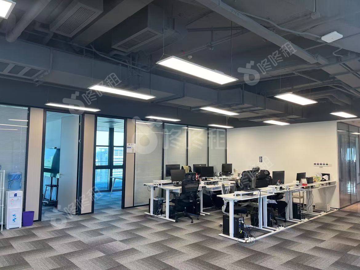 澳特科兴科学园_865平_定制装修_办公室开间