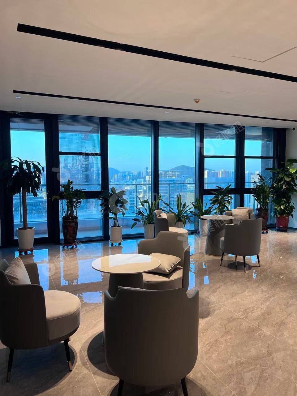 澳特科兴科学园_865平_定制装修_办公室开间