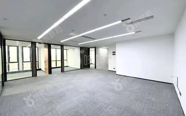 京基御景峯大厦_320平_精装_办公室房源出租