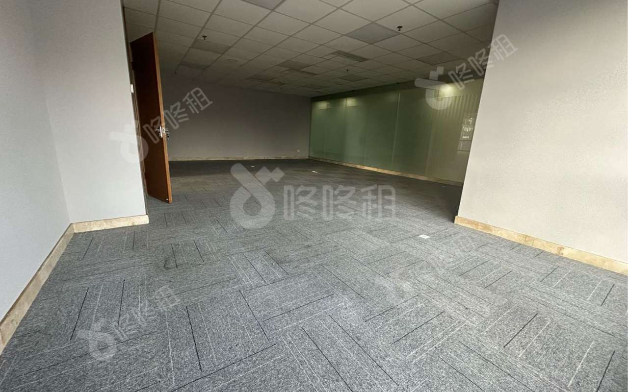 维百盛大厦_426平_精装_办公室开间