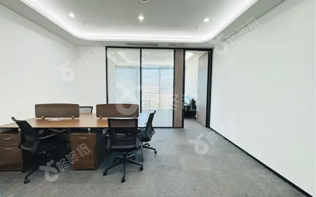 方大城_250平米_精装_办公室房源出租