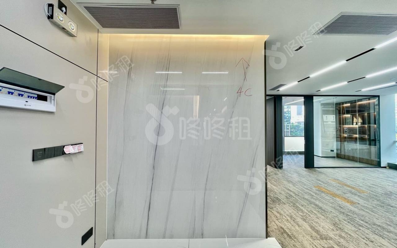 国信投资大厦(风华科技大厦)_160平_豪装_前台