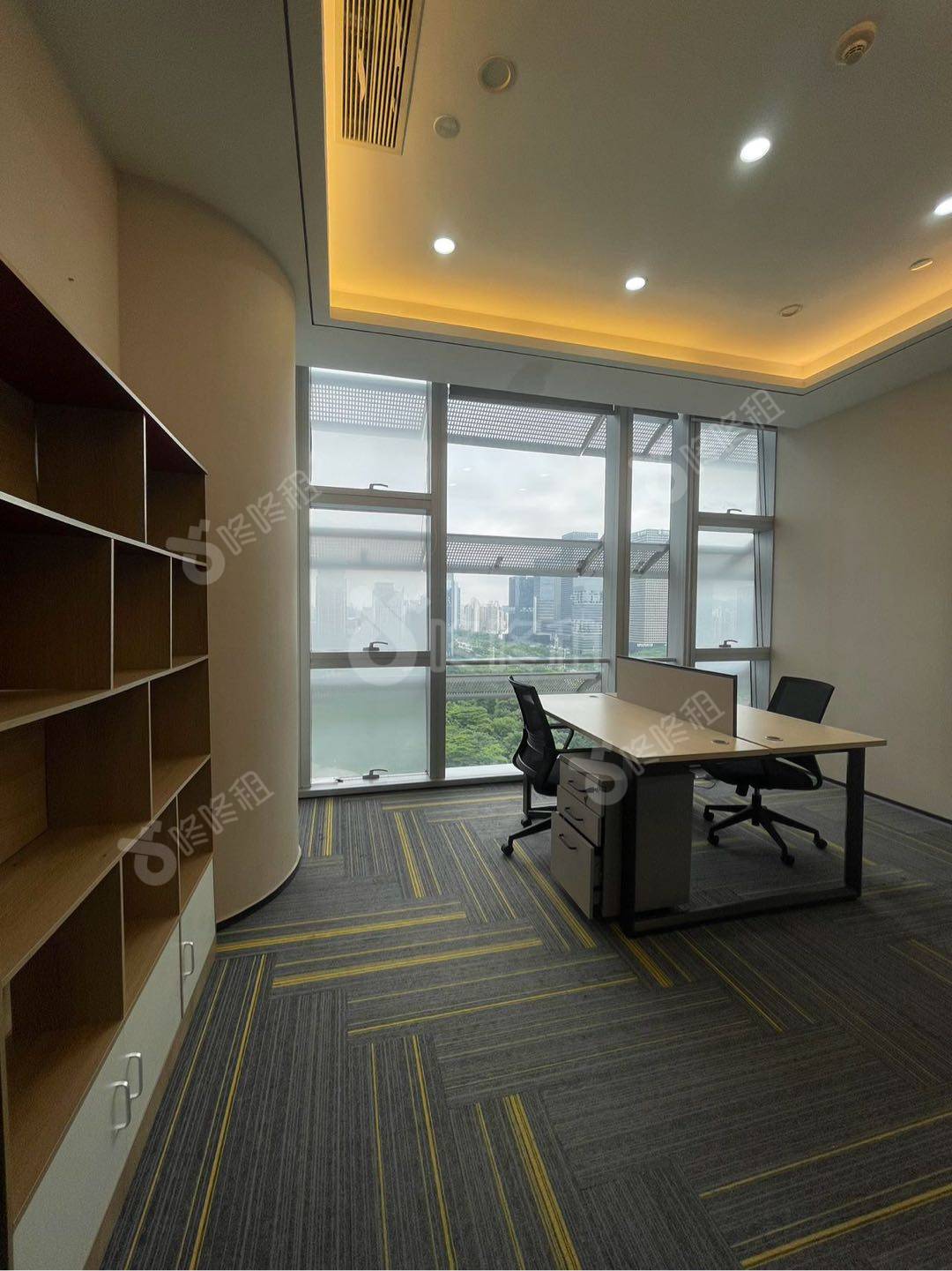 中洲大厦_696平_豪装_办公室隔间