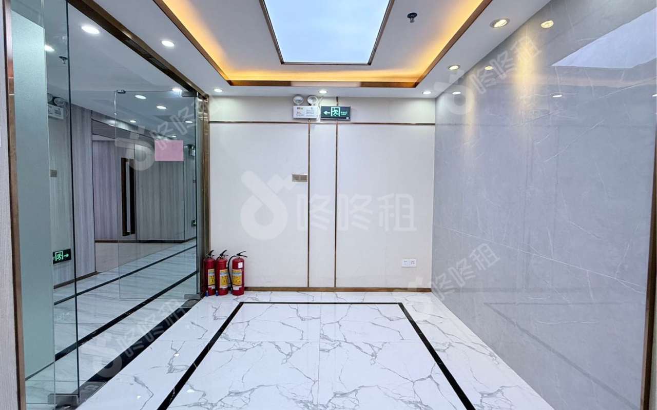 英龙展业大厦_185平_豪装_前台