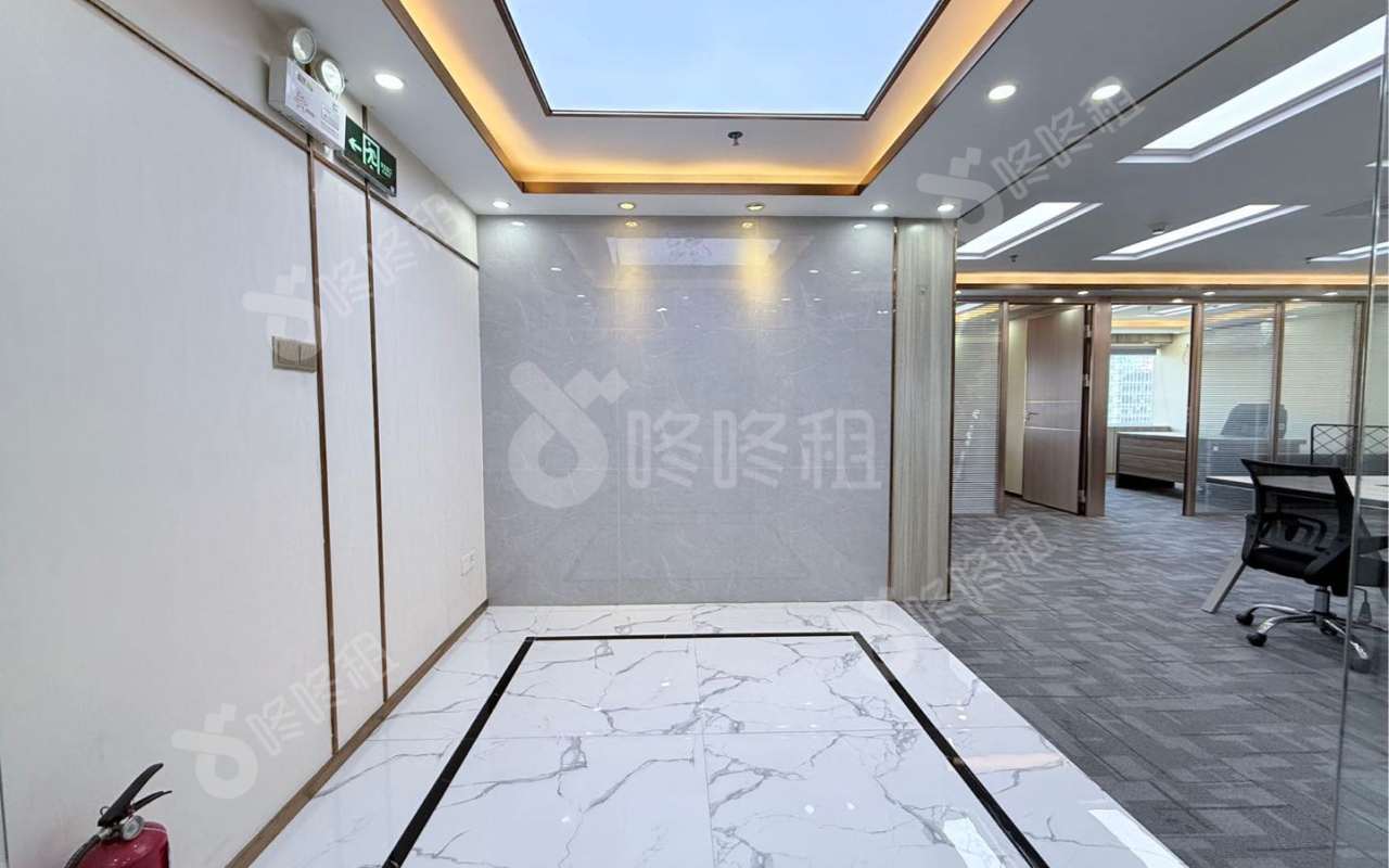 英龙展业大厦_185平_豪装_前台
