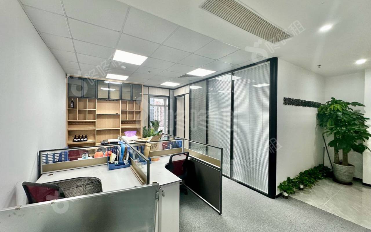 远洋滨海大厦_132平_精装_办公室开间