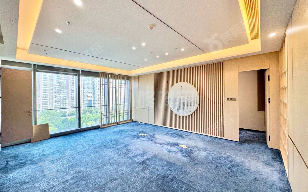 前海人寿金融中心_1976平_豪装_办公室隔间