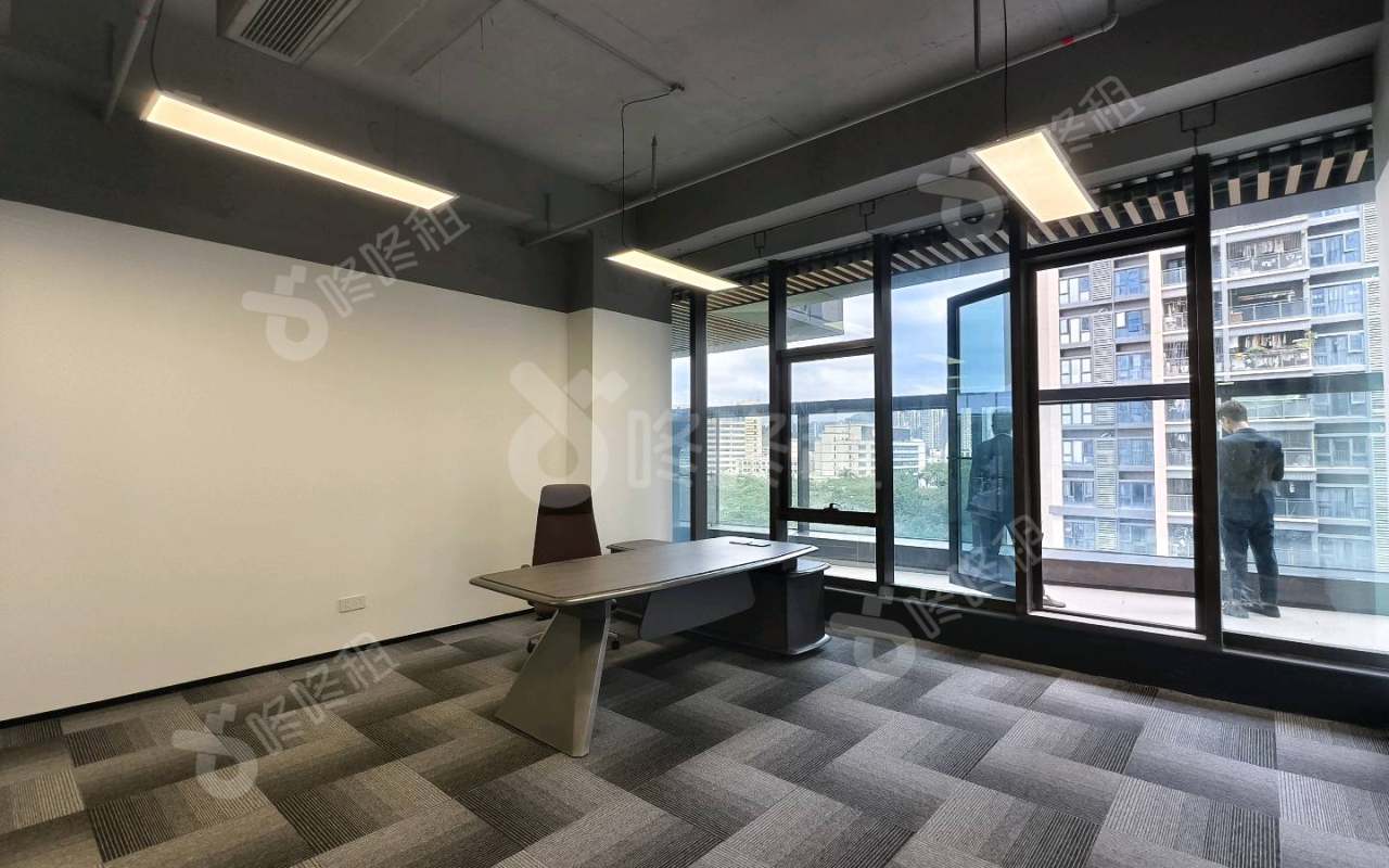 前海科兴科学园(正中华丽中心)_230平_精装_办公室隔间