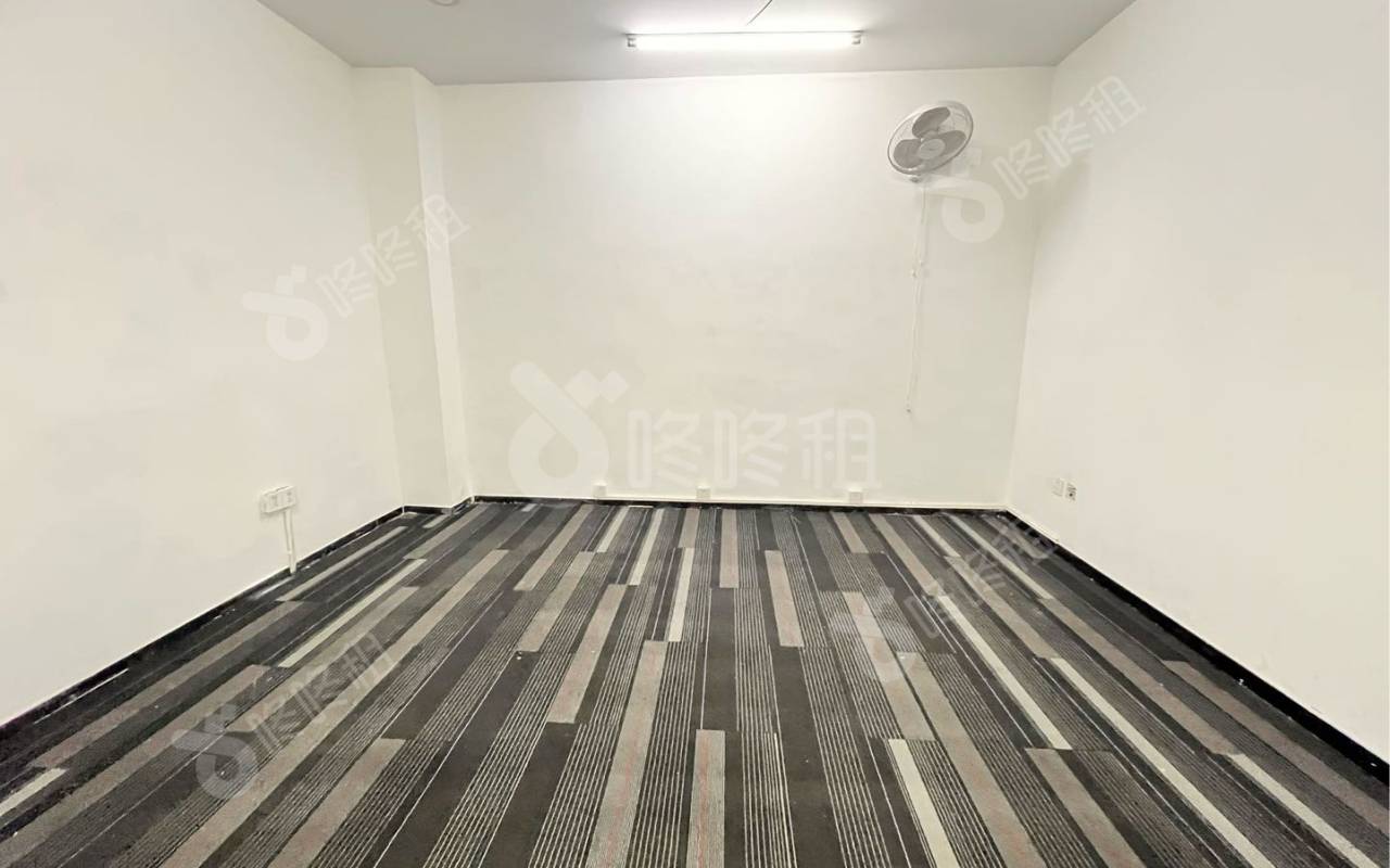 宗泰未来城_466平_精装_办公室隔间