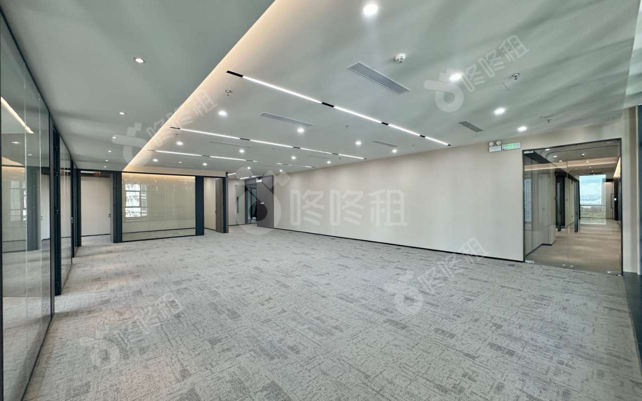 北理工创新大厦_658平_精装_办公室开间