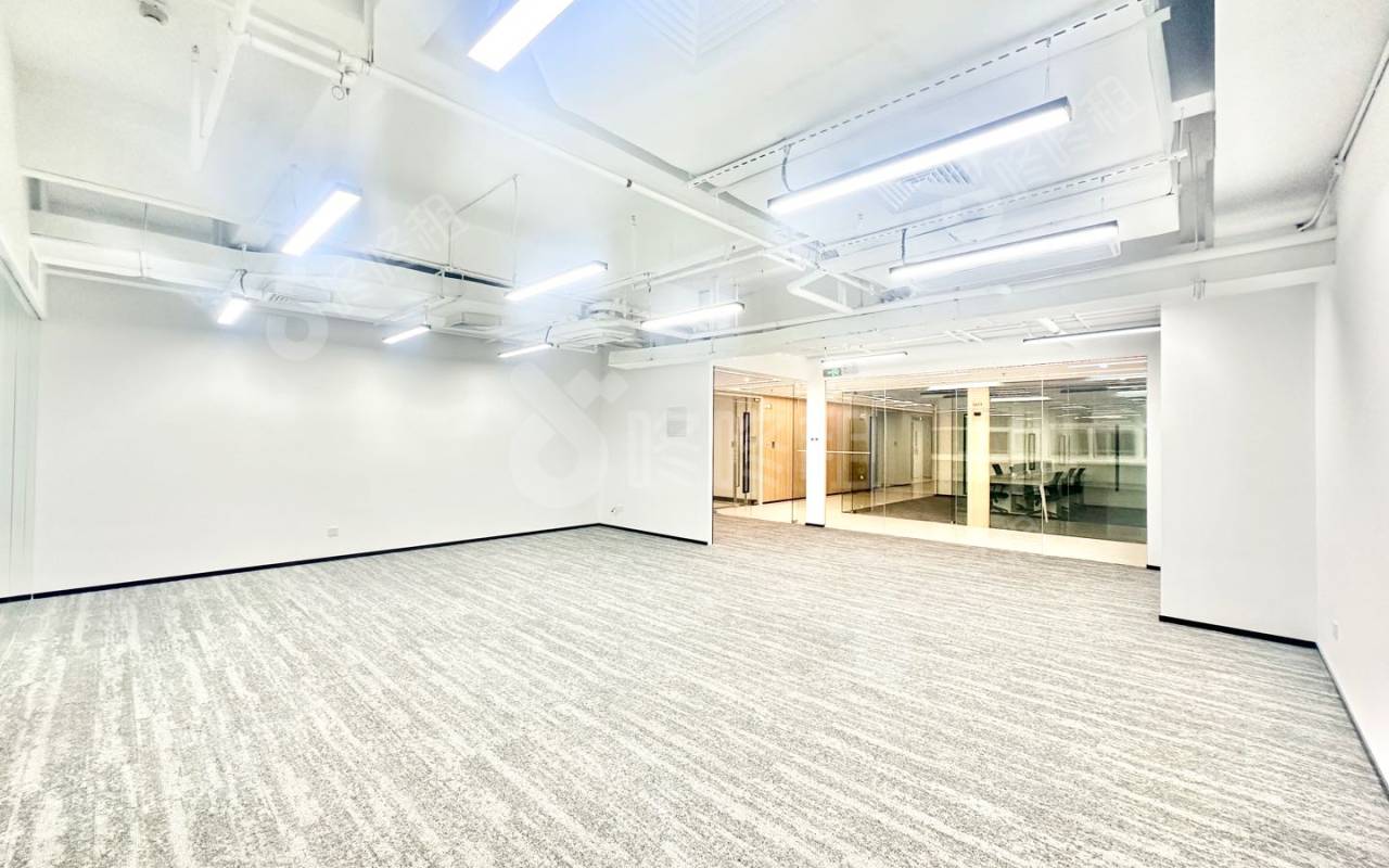 飞亚达科技大厦_100平_精装_办公室开间