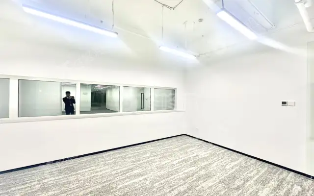 飞亚达科技大厦_88平_精装_办公室房源出租