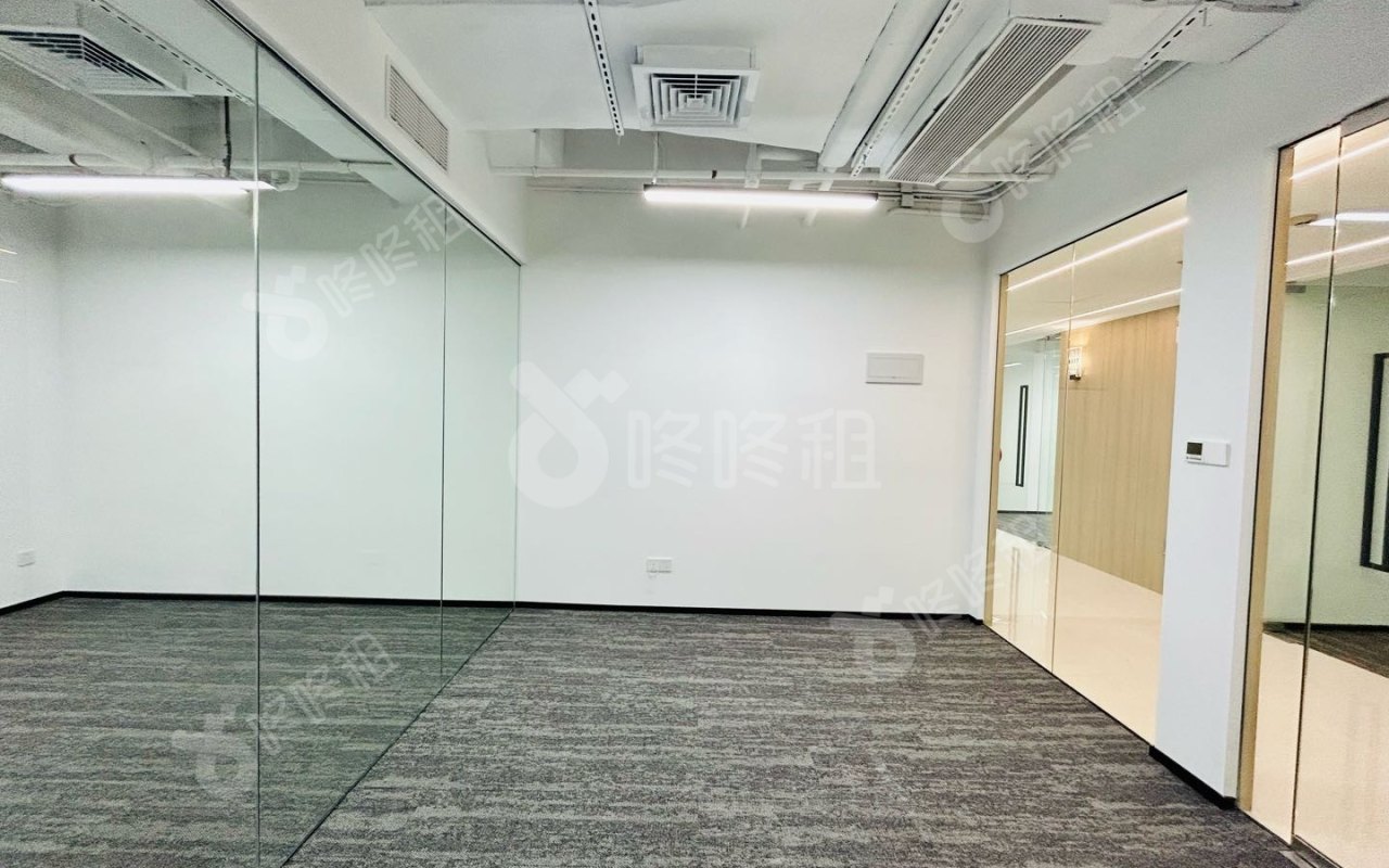 飞亚达科技大厦_65平_豪装_办公室隔间