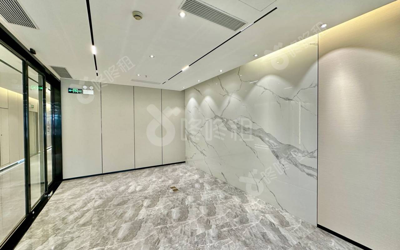 鹏润达大厦(鹏润达商业广场)_895平_精装_前台