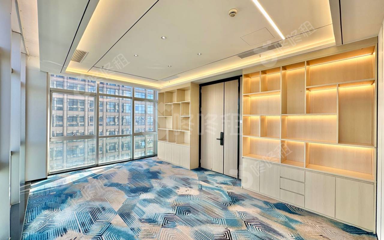 鹏润达大厦(鹏润达商业广场)_895平_精装_办公室隔间