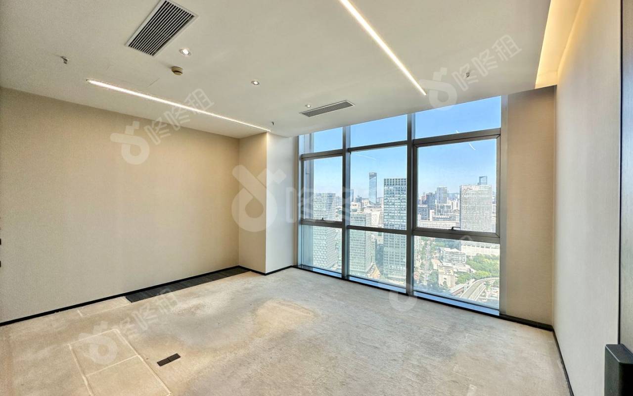 鹏润达大厦(鹏润达商业广场)_895平_精装_办公室隔间