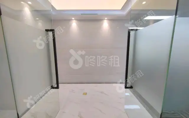 众冠时代广场_239平米_精装_办公室房源出租