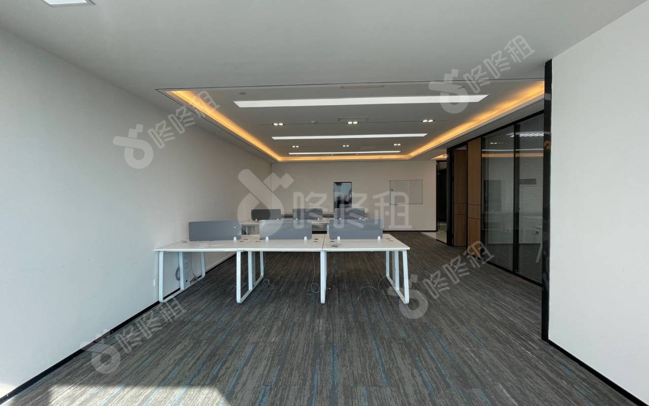 大冲商务中心_272平_豪装_办公室开间