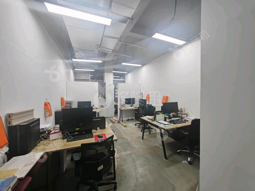 万科云城设计公社_303平_豪装_办公室开间