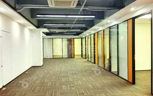 超力通大厦(凤凰城大厦)_262平米_精装_办公室房源出租