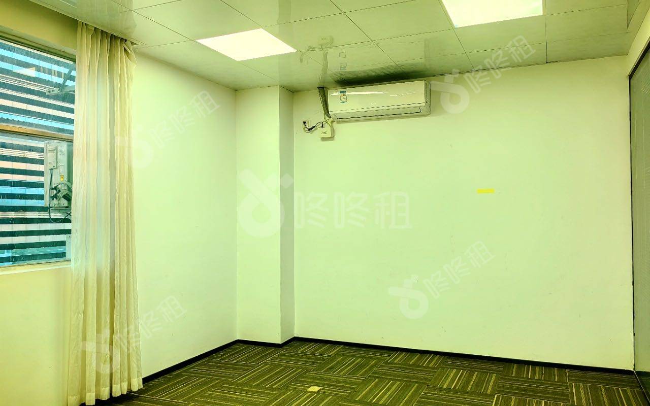 超力通大厦(凤凰城大厦)_262平_精装_办公室隔间