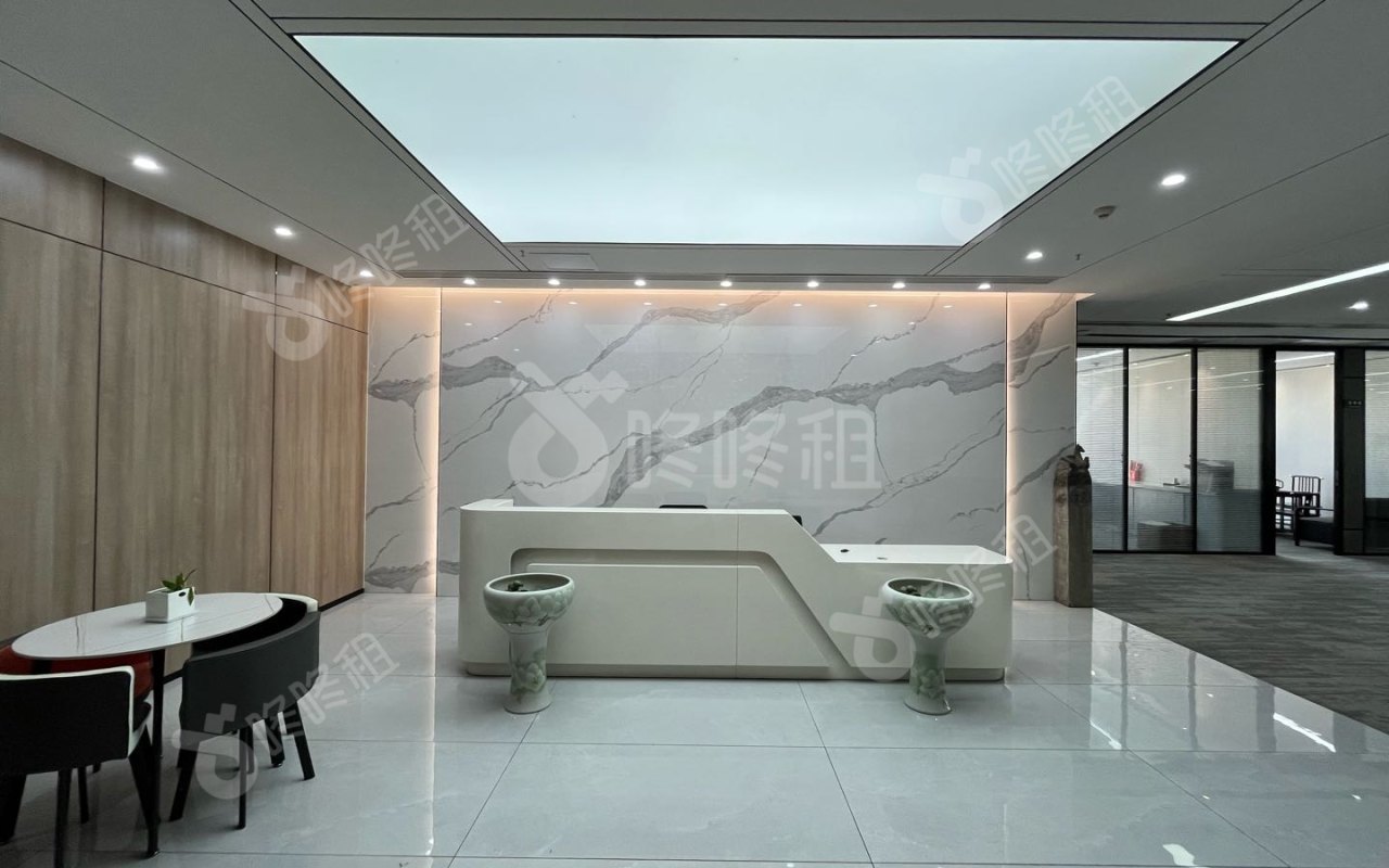 宝中卓越时代广场_1058平_精装_前台