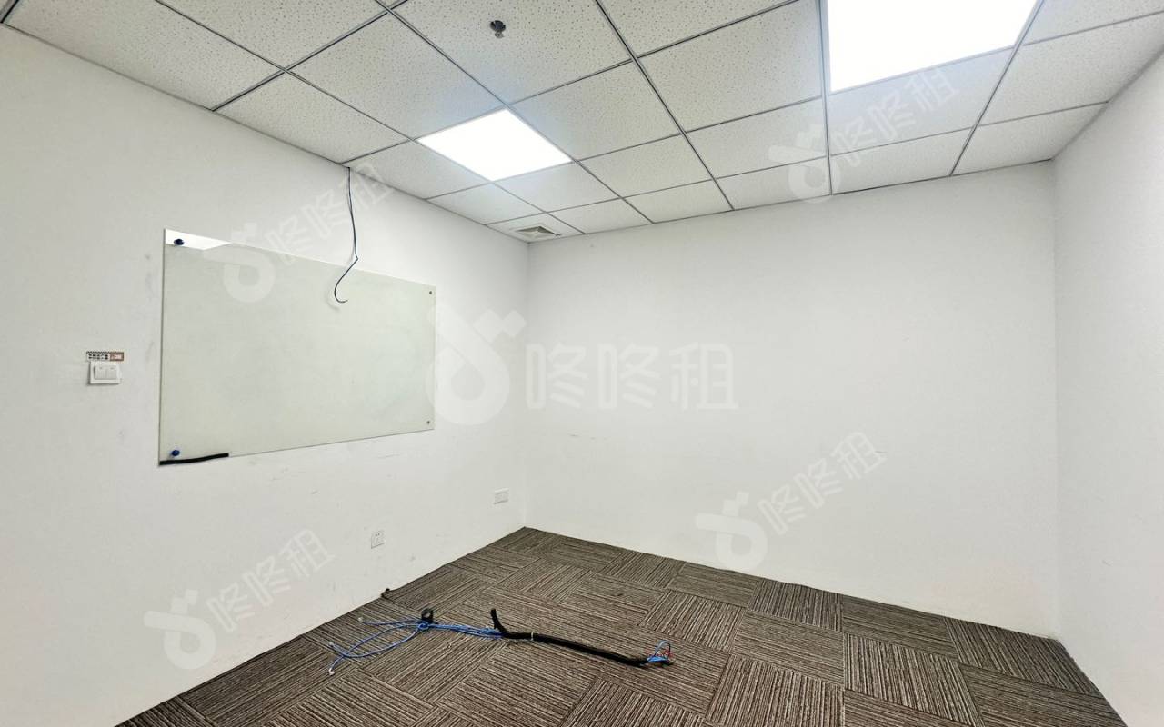 曙光大厦(朗诗大厦）_522平_精装_办公室隔间