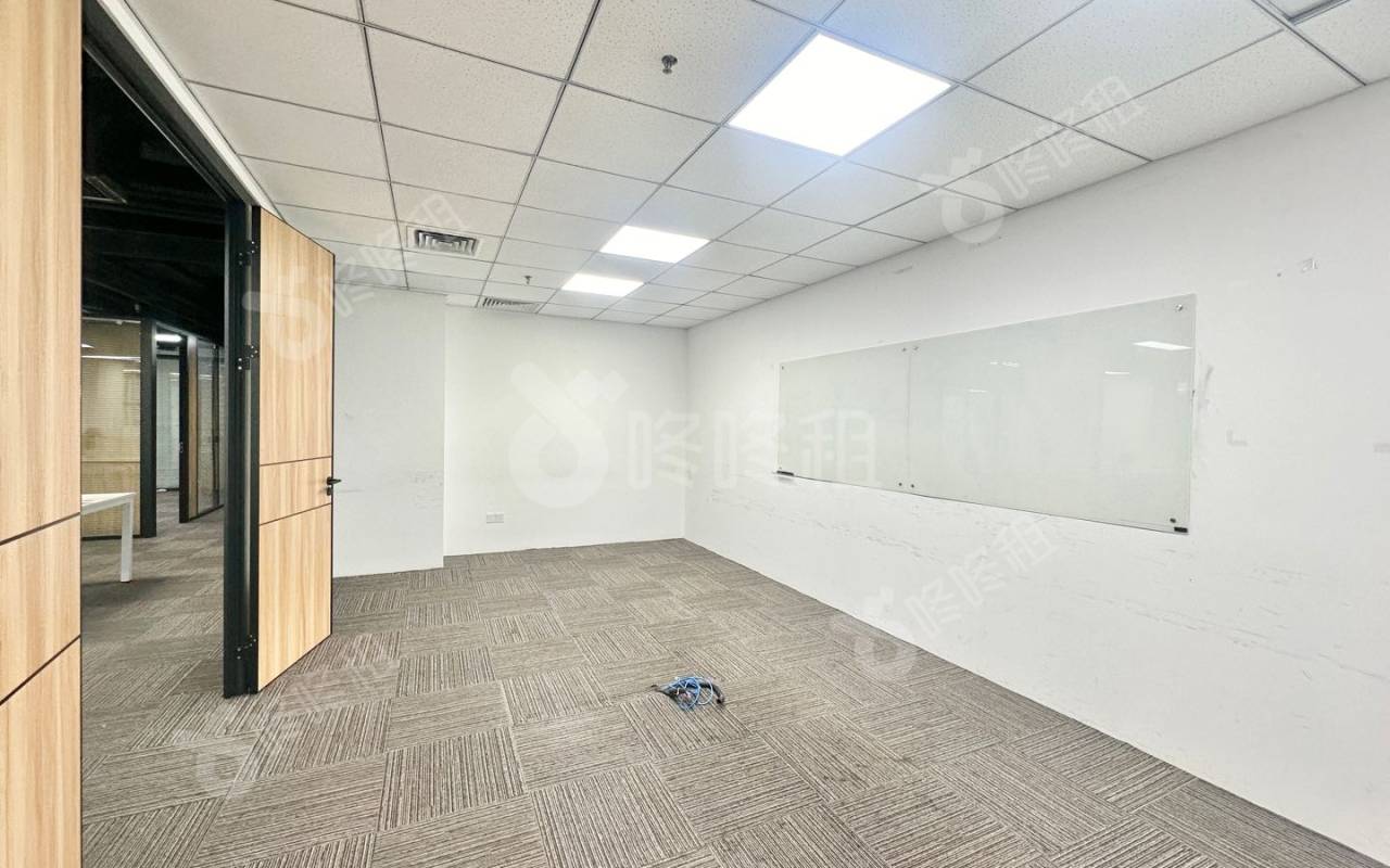 曙光大厦(朗诗大厦）_522平_精装_办公室隔间