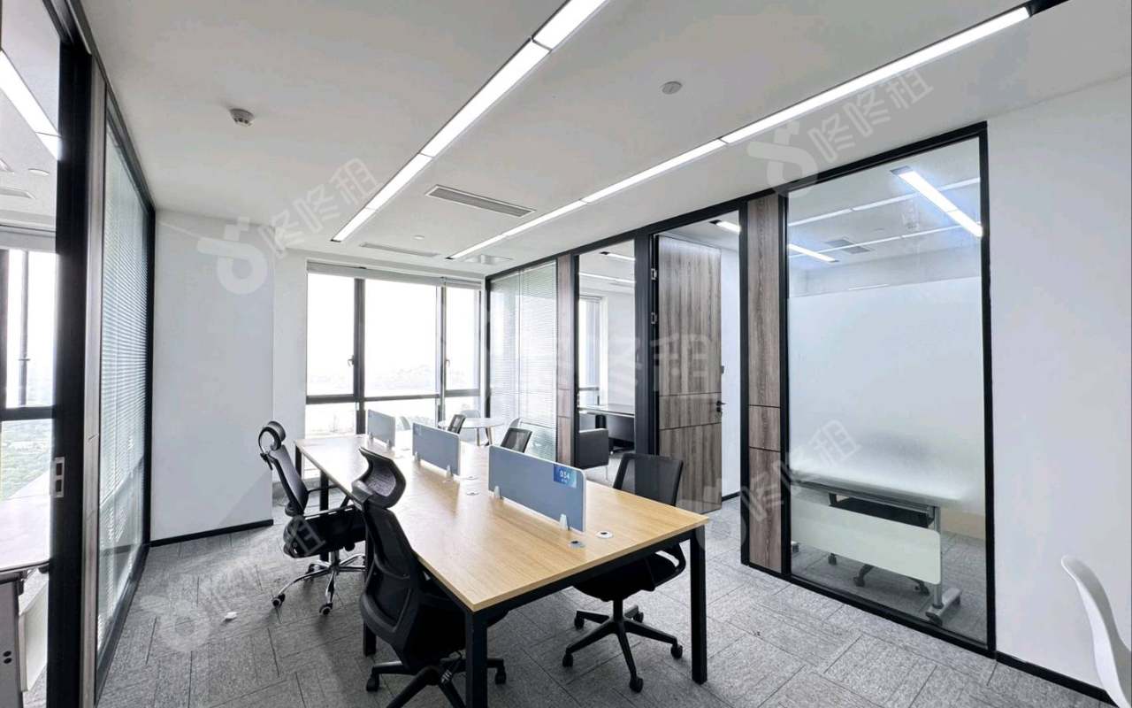 京基御景峯大厦_188平_精装_办公室开间