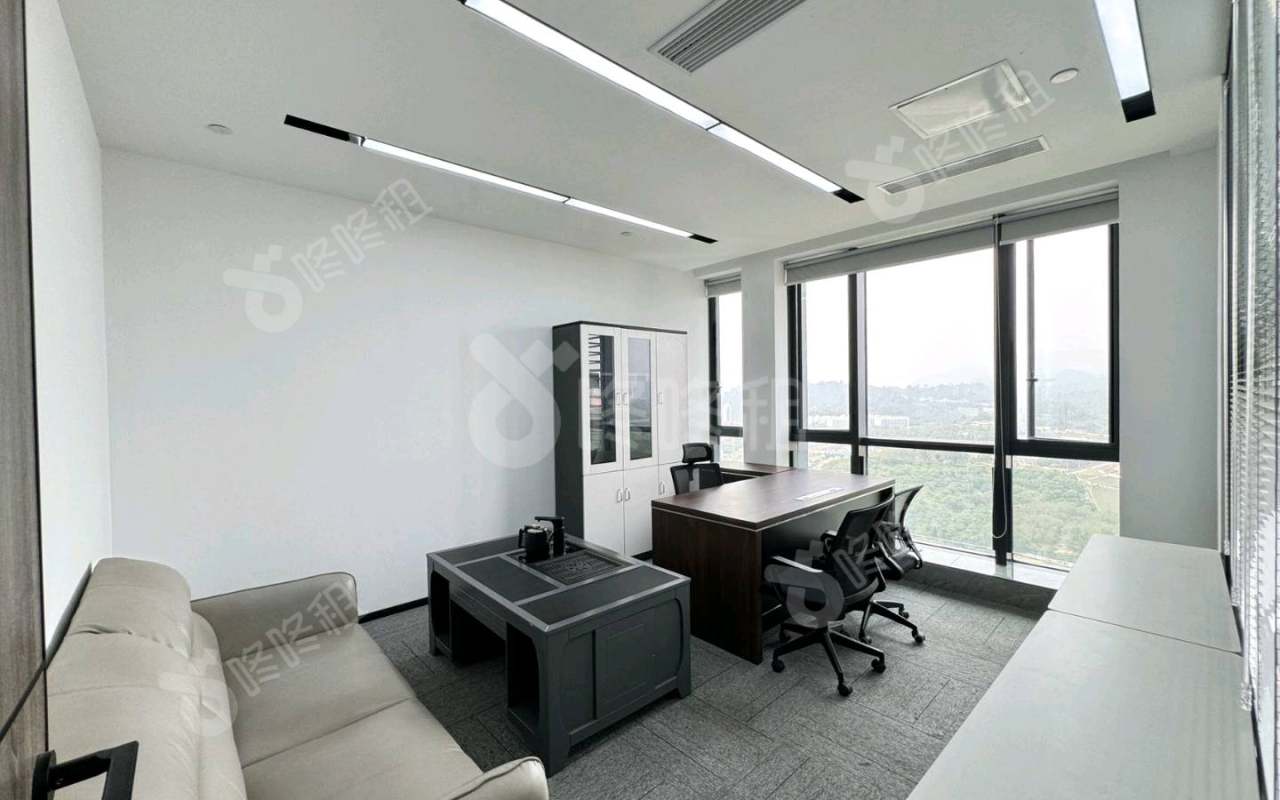 京基御景峯大厦_188平_精装_办公室隔间