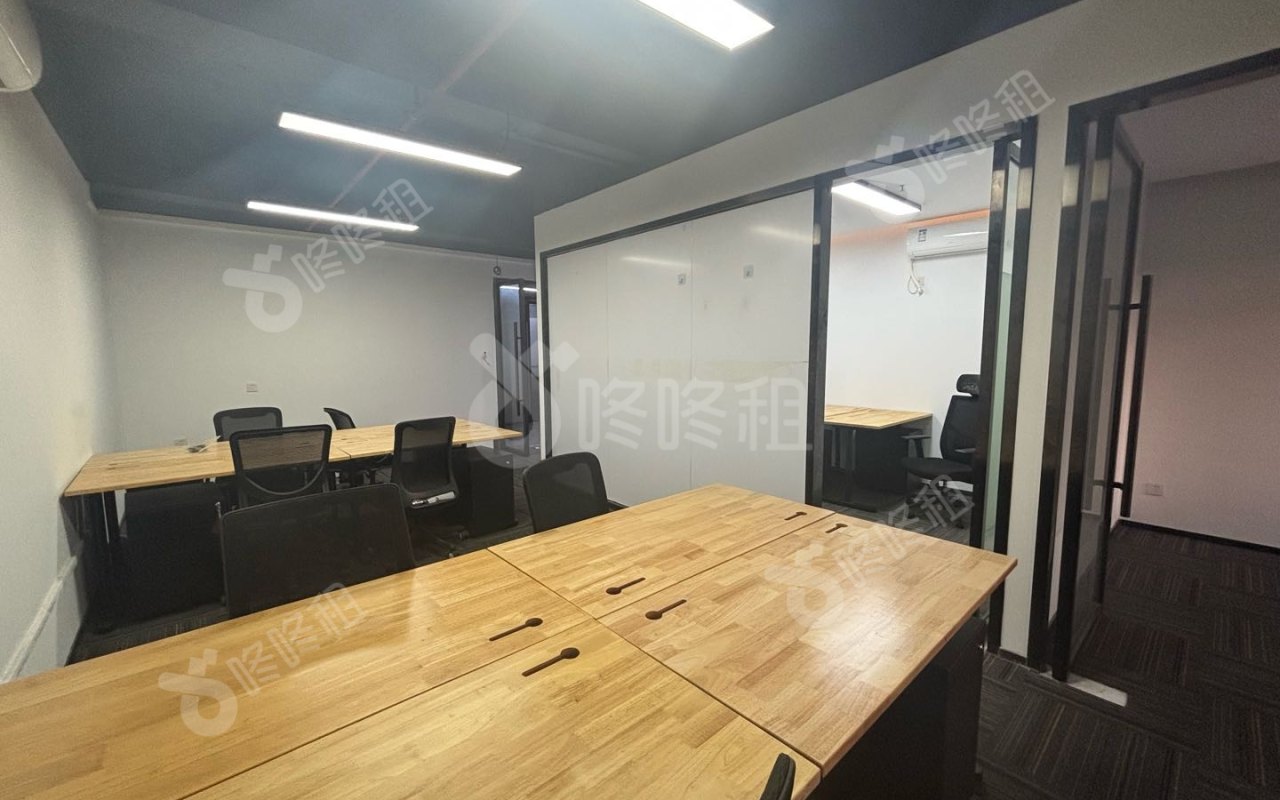 佳兆业兴东科创园_130平_精装_办公室开间