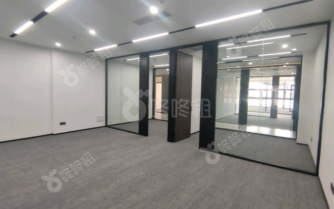 TCL国际E城_100平_精装_办公室开间