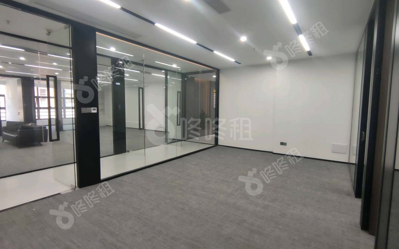 TCL国际E城_100平_精装_办公室开间