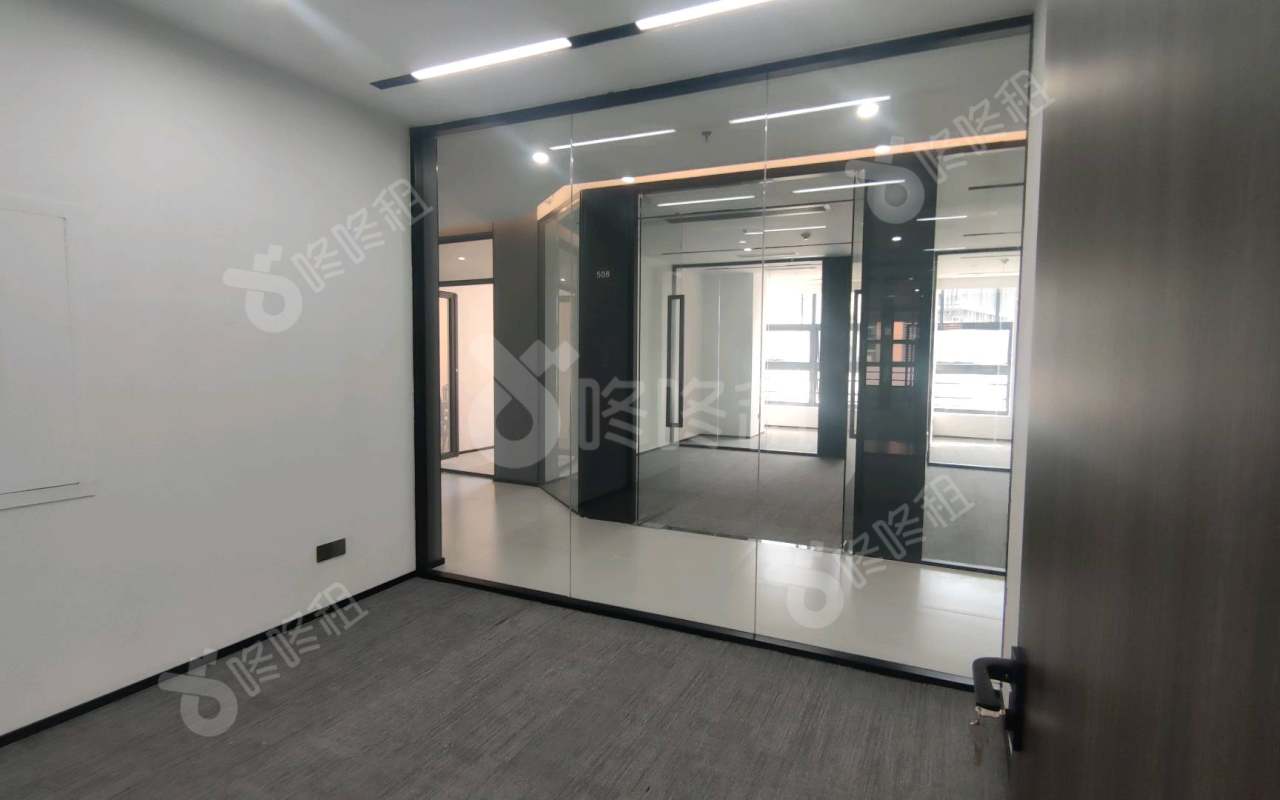 TCL国际E城_100平_精装_办公室隔间