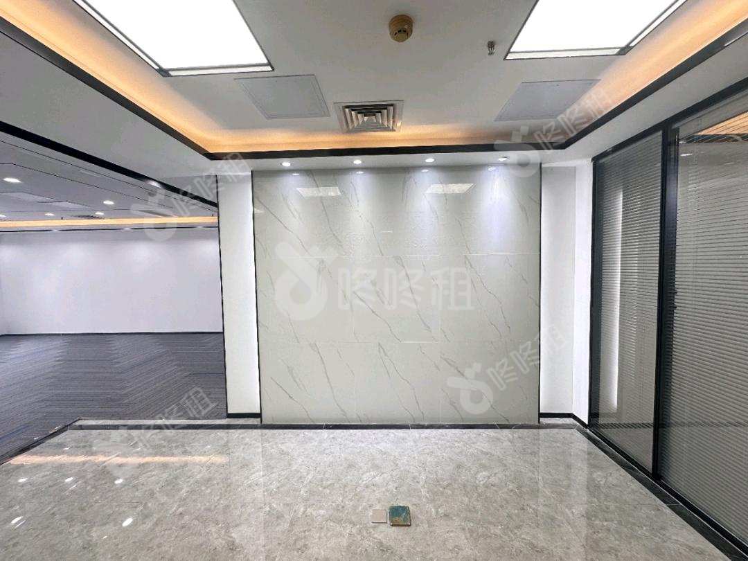 喜年中心_368平_精装_前台