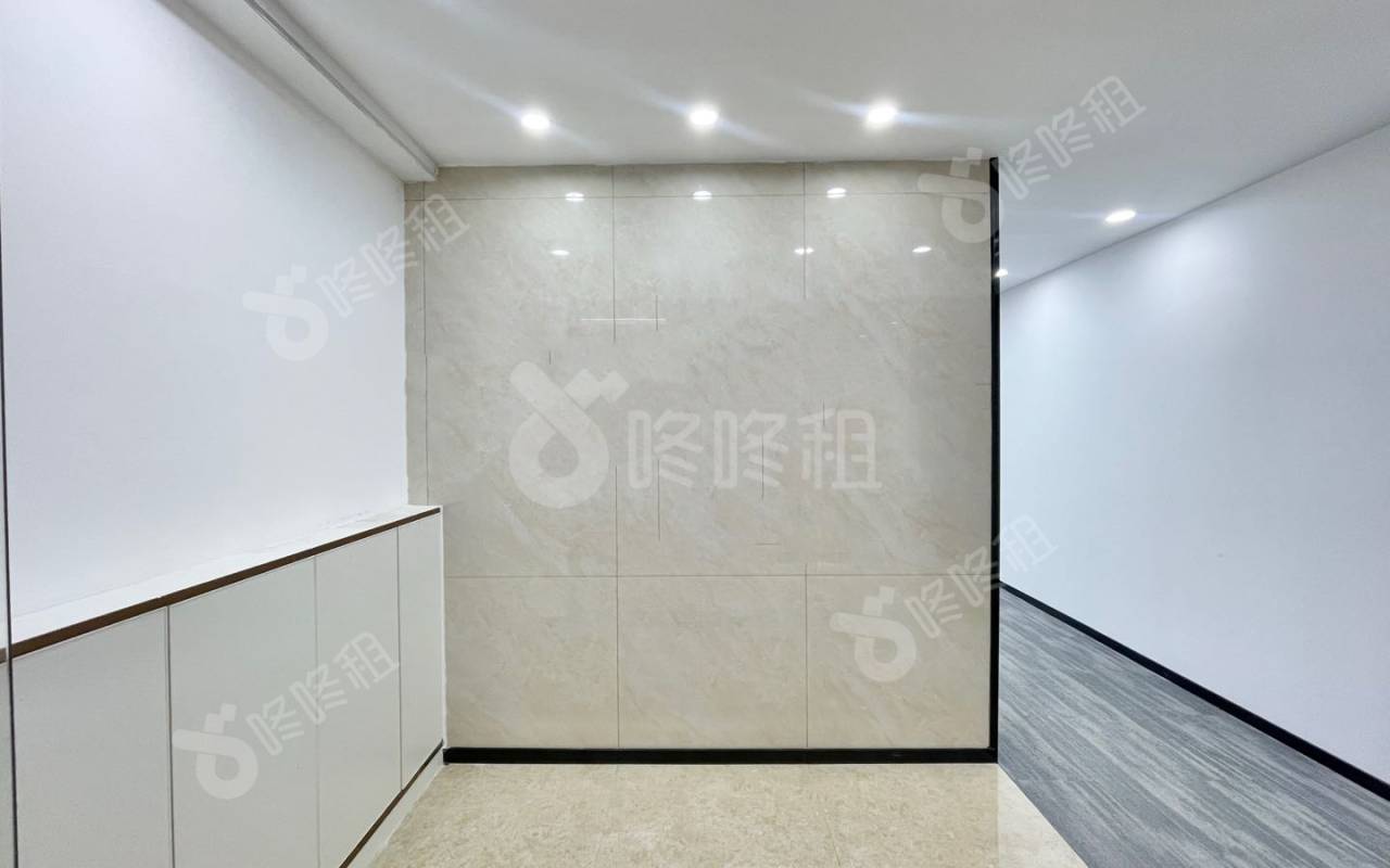 深圳湾科技生态园_118平_精装_前台