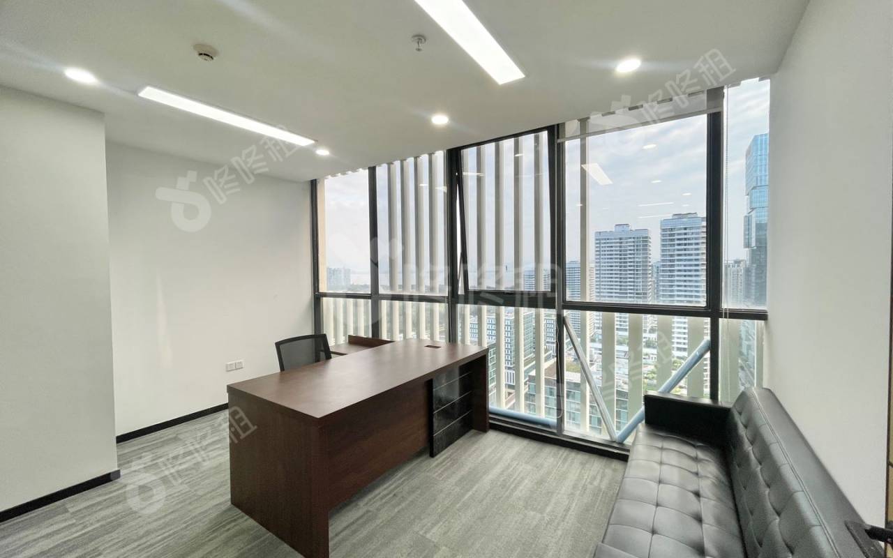 深圳湾科技生态园_118平_精装_办公室隔间