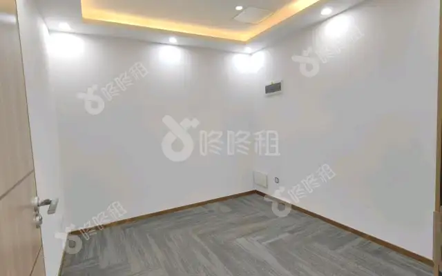 中心商务大厦_238平_精装_办公室房源出租
