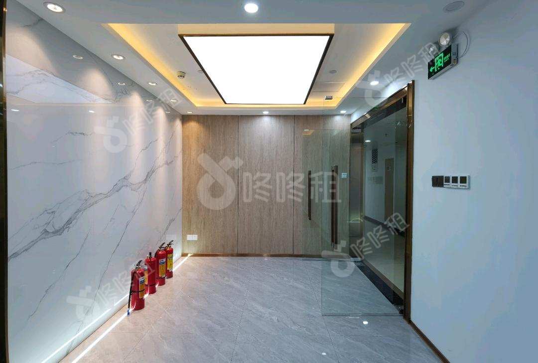 中心商务大厦_286平_精装_前台