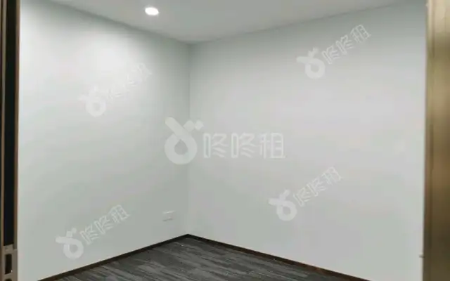 中心商务大厦_286平_精装_办公室房源出租
