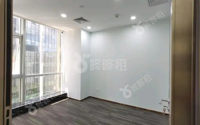 中心商务大厦_286平_精装_办公室房源出租
