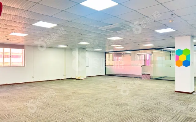 华大科技(万德莱大厦)_900平米_精装_办公室房源出租