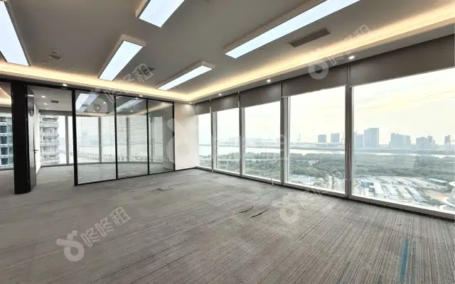 易尚中心_319平米_豪装_办公室房源出租