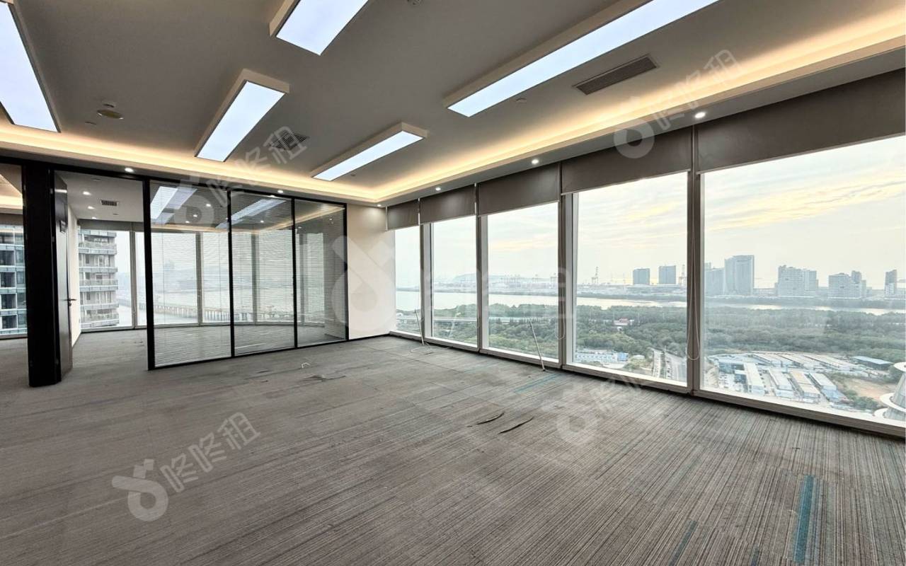 易尚中心_319平_豪装_办公室开间