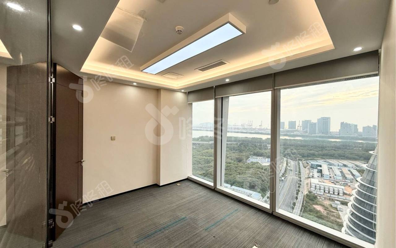 易尚中心_319平_豪装_办公室隔间