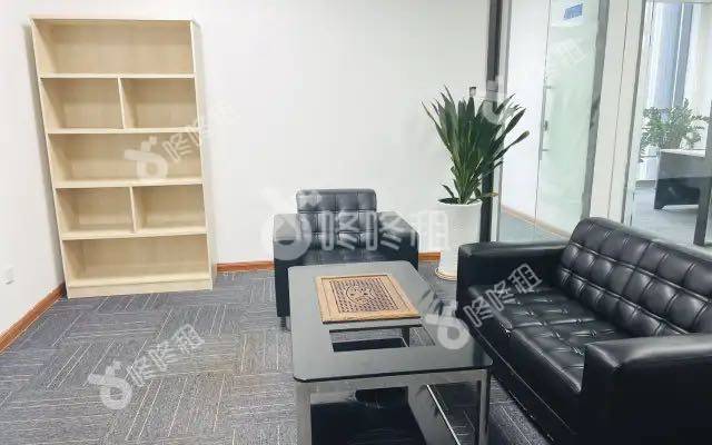 东方科技大厦_730平_精装_办公室隔间